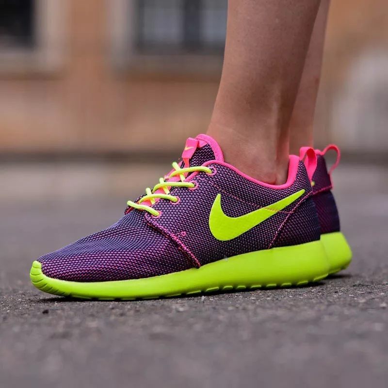 NIKE ROSHE RUN GREEN RARE WOMEN&#039;S RUNNING 100% AUTHENTIC | eBay