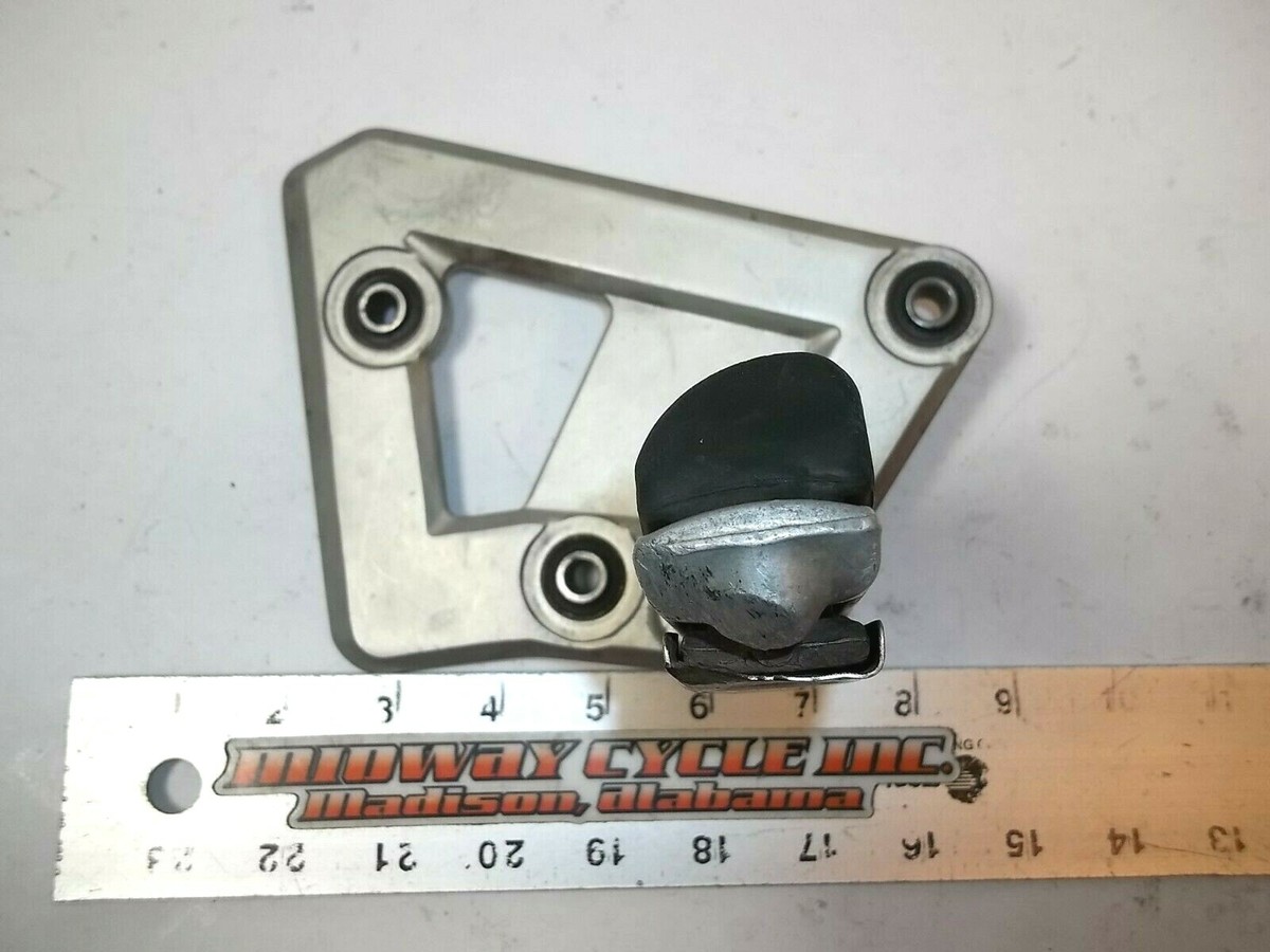 SUZUKI GSX750 FRONT LEFT FOOTREST PEG & BRACKET 43527-20C01 GSX