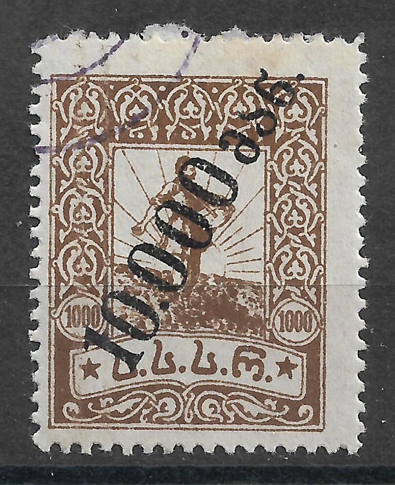 Foto 1 di 2