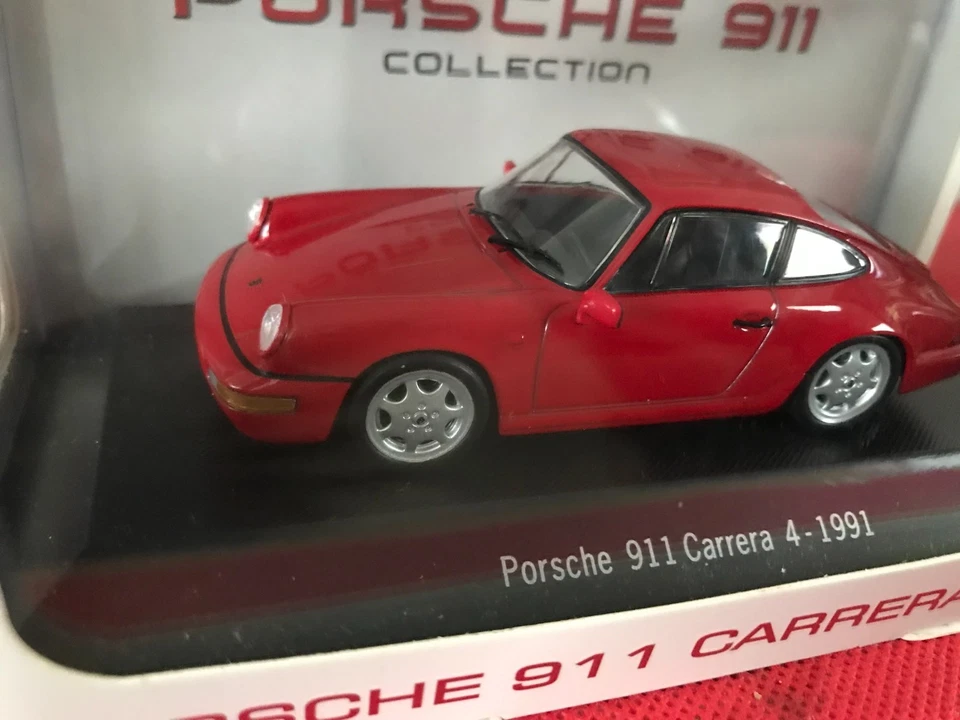 2015 ATLAS Porsche 911 Carrera 1:43 B21 - Imagem 4 de 4