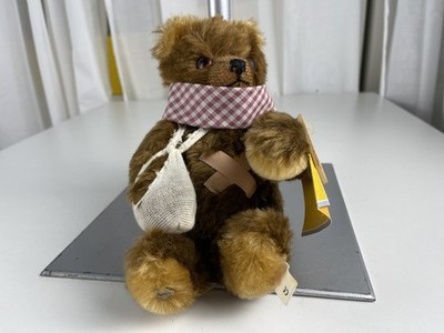Sigikid Artist Bear Teddy Bear 25cm. Excellent condition.