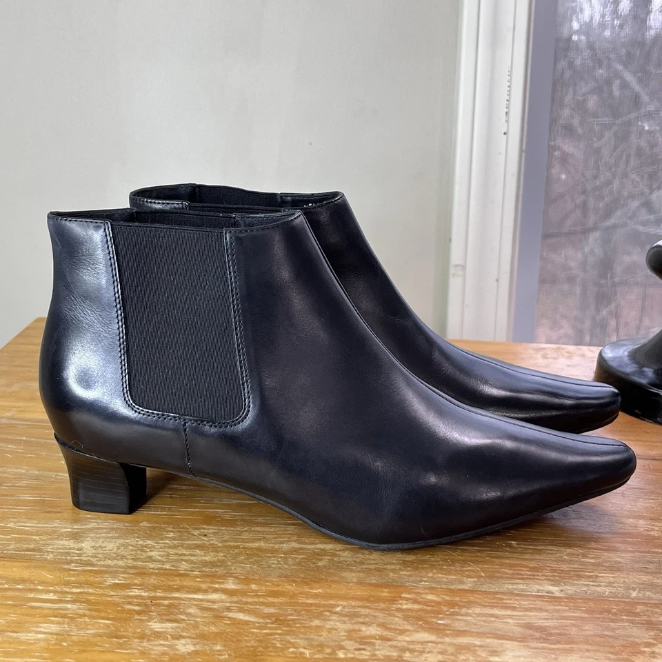 Botas Chelsea Unisa de Tacón Bajo de Cuero 8B Negras $120 Usadas en Excelente Condición Punta Pull On Foto 4 de 4