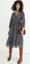 Madewell Tie-Waist Midi Dress in Harvest Vine in deep Navy