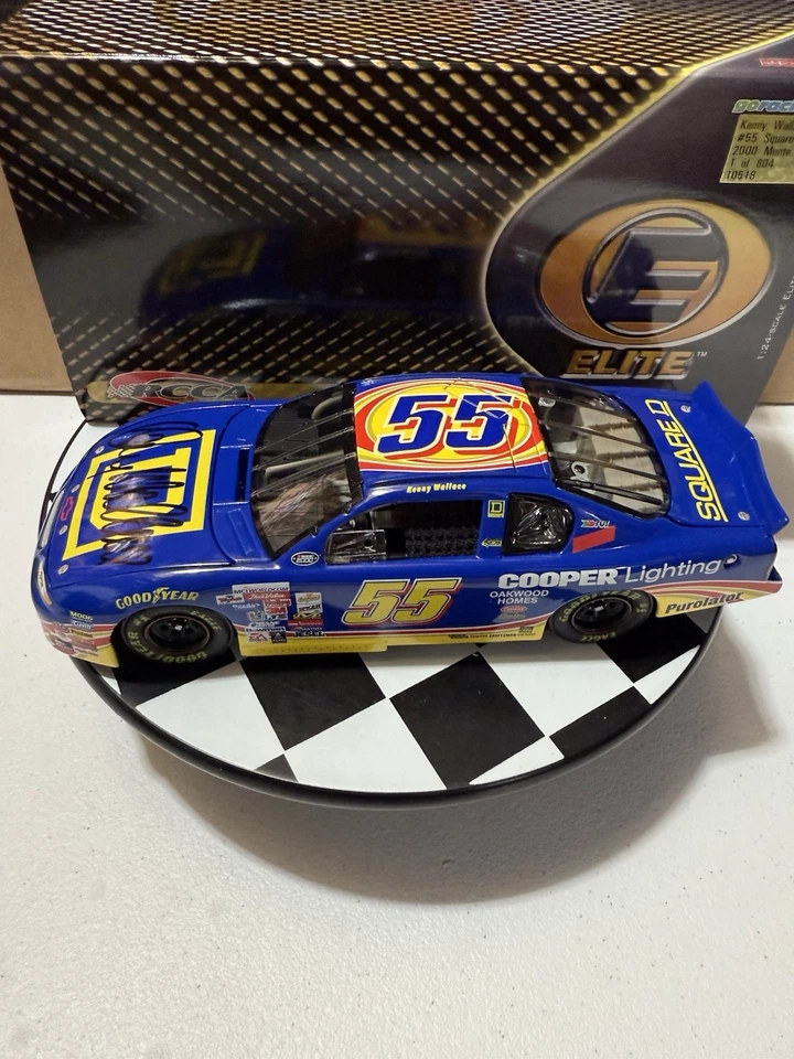 RARE* AUTOGRAPHED Kenny Wallace ELITE #55 Square D 2000 1:24 Nascar Diecast - Image 3 of 4