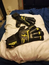 Storelli Gladiator Pro Goalkeeper Gloves Soccer Size 6.  Signs Of Wear See Pics