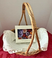 6 Antique 15x11 crochet Linen placemats/doilies/Deco/Crafts/Upcycle/Gifties