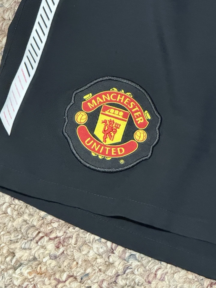 Pantalones Cortos de Fútbol Nike Manchester United FC Adulto Talla Grande Negros Para Hombre Foto 3 de 4