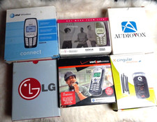 6 VTG Flip Phones Sony Ericsson , Nokia , LG , MOTOROLA , Audiovox /Collectable