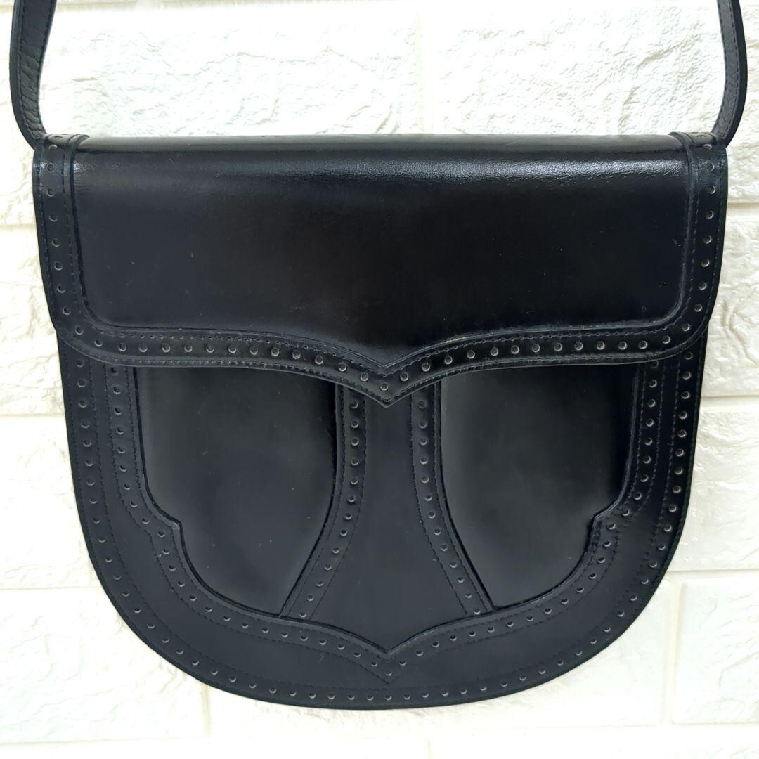 Borsa a tracolla Yves Saint Laurent in pelle nera dal GIAPPONE USATA originale