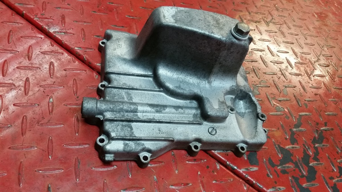 KAWASAKI NINJA ZX7R ZX7RR OIL PAN SUMP BOTTOM COVER WITH