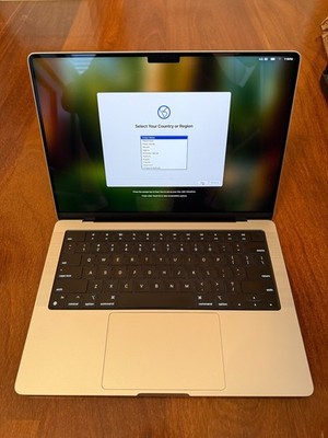 Pre-owned Apple 2023 MacBook Pro 14 A2779 M2 Pro 10-Core 16GB RAM 512GB SSD SLV