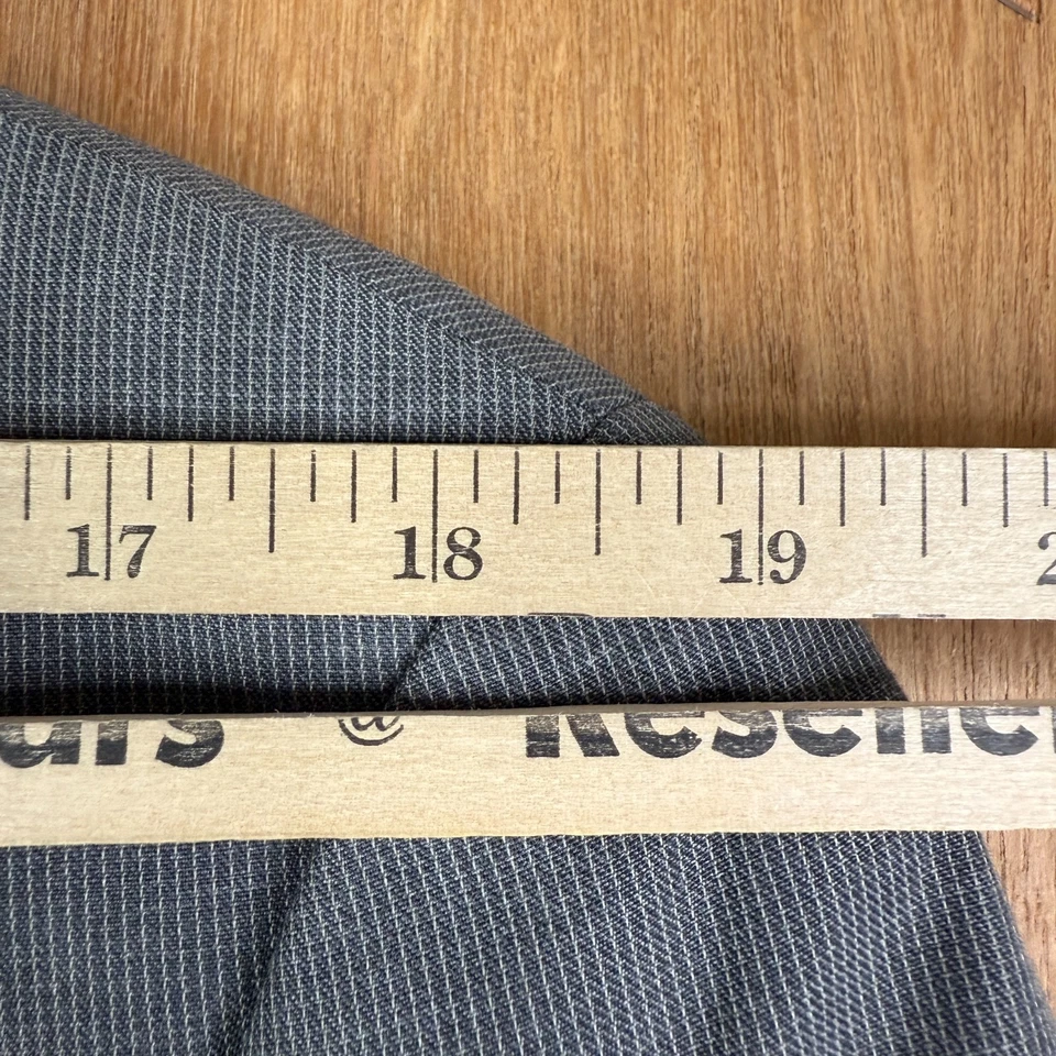 Traje Michael Kors Para Hombre 42S Gris Rayas 2 Botones Deportivo Tela Pantalones 38x27 Plano Foto 4 de 4