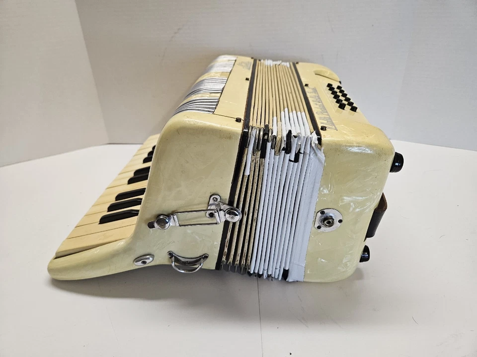 Vintage Noble Accordion With Case Pearl White Works Noble Product Worlds Finest - Image 4 of 4