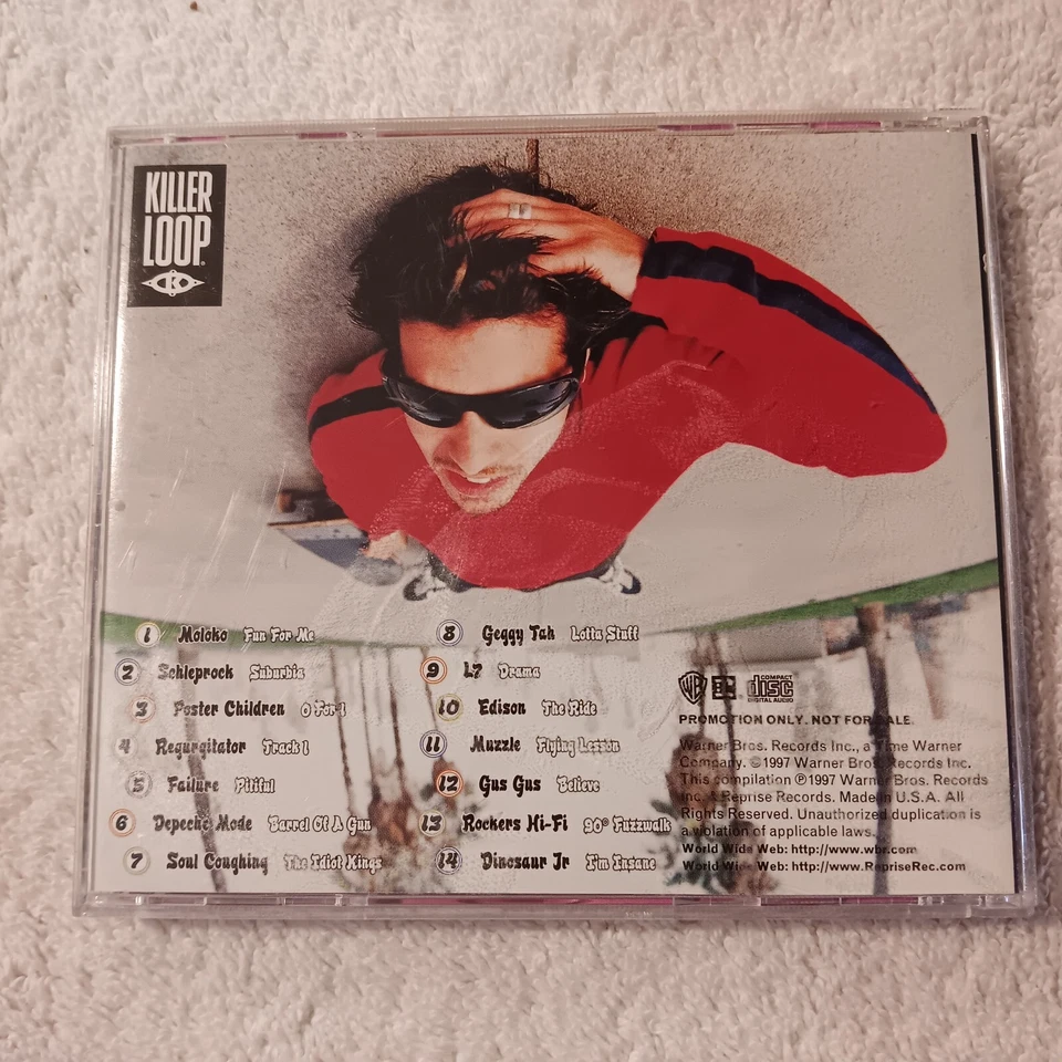 Various - Look! 14 Joyful Tunes Compiled By The Idiot Savants At SPIN (CD, 1997) Foto 2 de 4