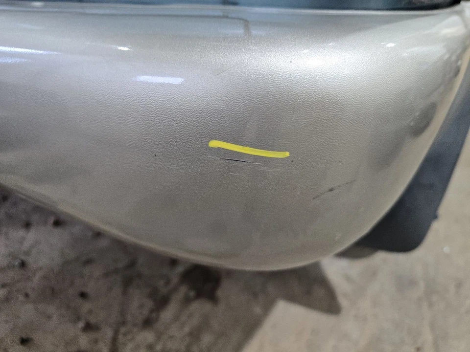 Rear Bumper With Fender Flare Fits 95-02 ISUZU TROOPER 646703 Foto 3 de 4