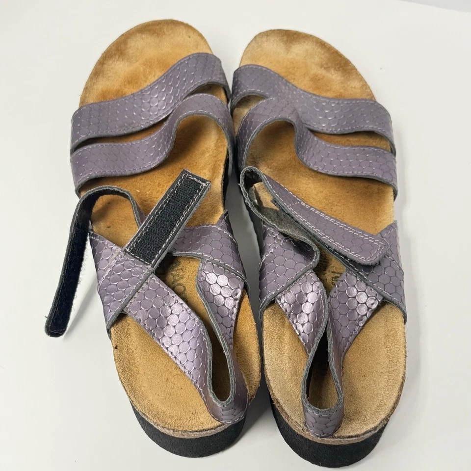 Sandalias circulares con puntos metálicos lavanda púrpura Kayla talla 12 43 NAOT Foto 4 de 4