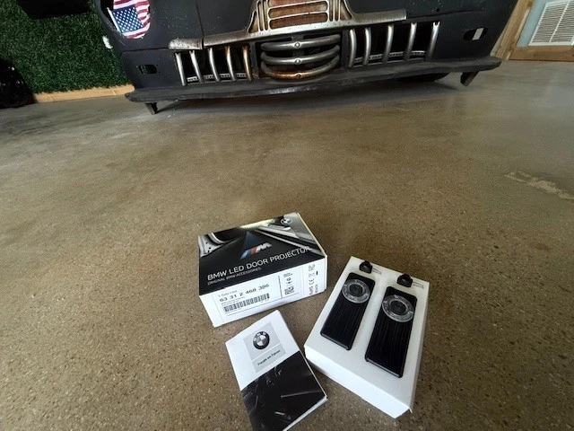 (1) Genuine BMW LED door projectors * BMW Logo 63312468386- same as dealer OEM - Image 3 of 4