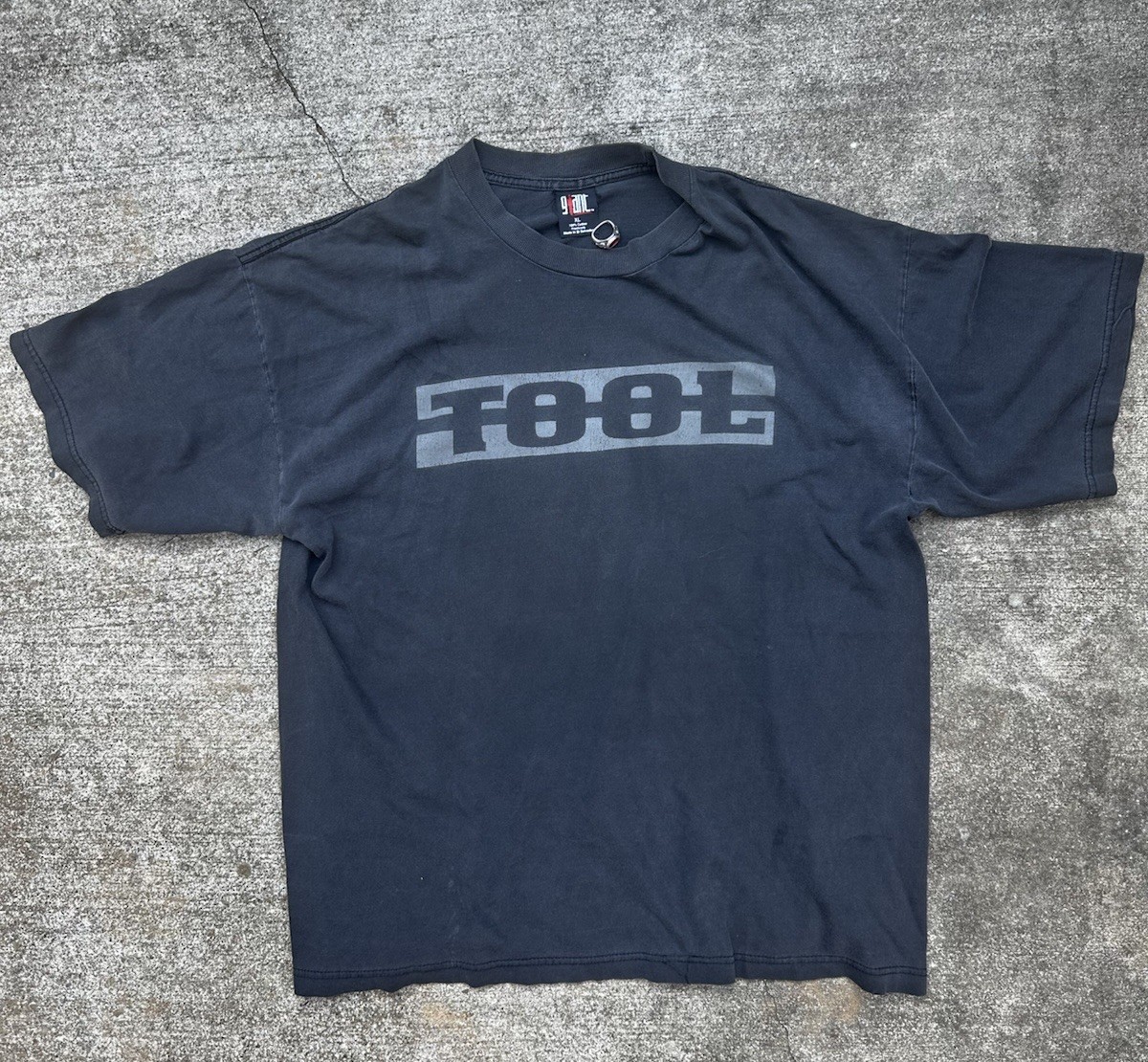 27 TOOL ツール 1996年製ヴィンテージ Tシャツ Vintage Tool Aenima 1996 TShirt Giant Tag FADED XL | eBay