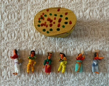 Vintage Guatemalan Worry Trouble Mini Colorful Dolls w/ Cute Hand Crafted Box