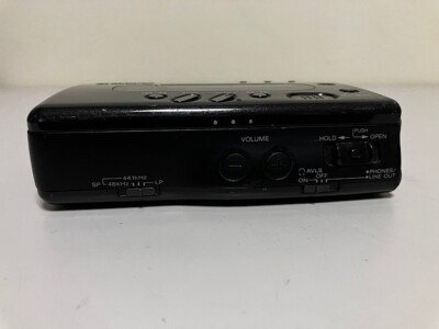 Sony TCD-D8 Portable DAT Recorder Digital Audio Tape Corder