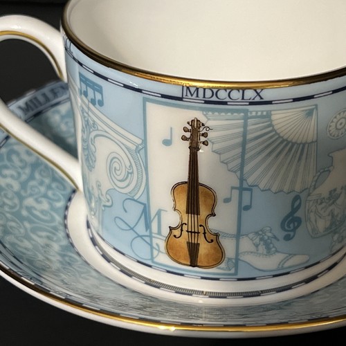 2- Wedgwood Millennium 1997 Cup Saucer Pair Bell Clock & Ballon Violin - Picture 11 of 15