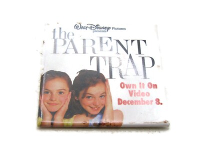 Vintage 1998 The Parent Trap Pinback Button Disney Movie Promo Lindsay Lohan VHS