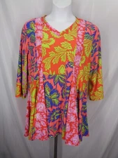 Attitudes by Renee Floral Flare Swing Tunic Top Size Large Liquid Travel Knit