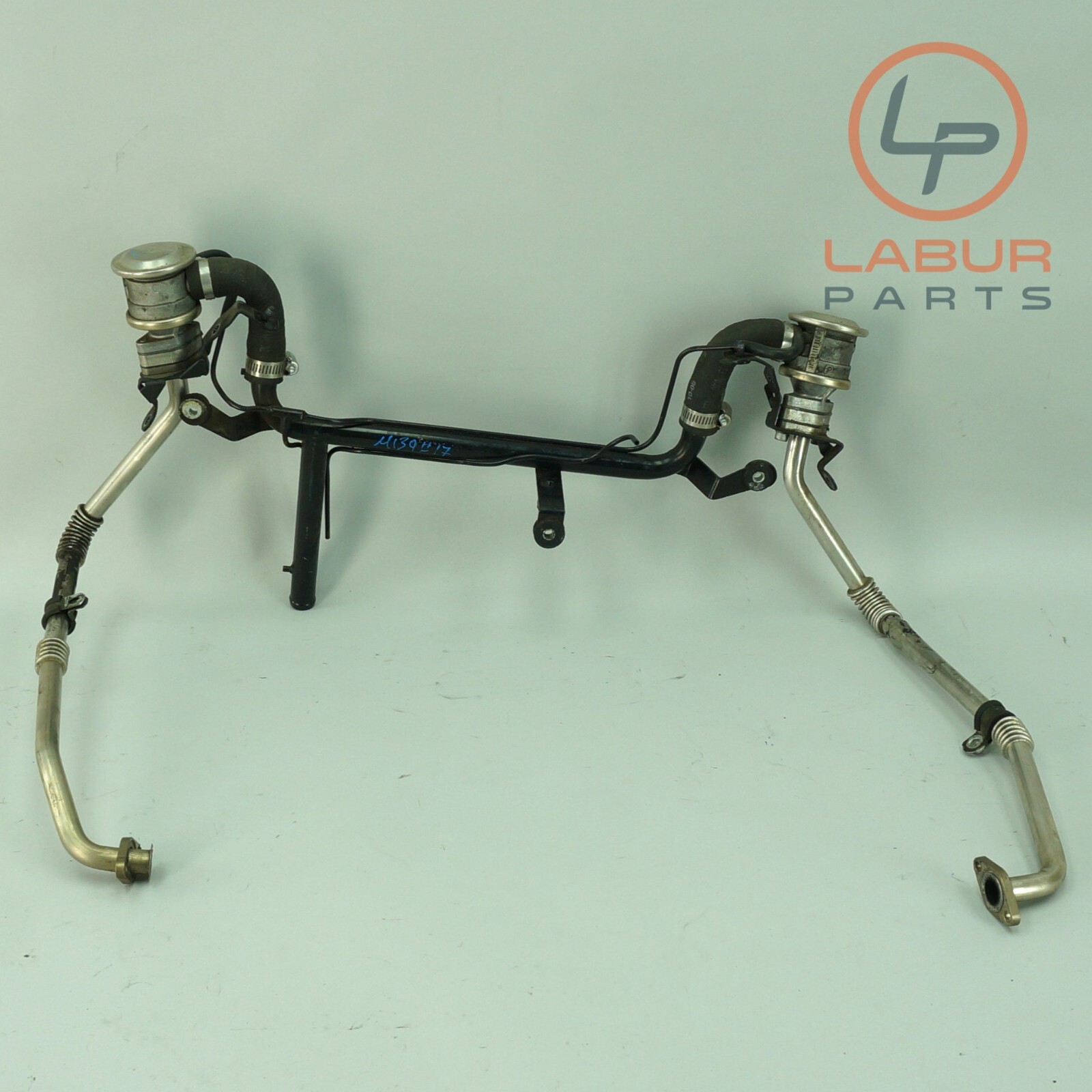 M139 09-13 Maserati Quattroporte Engine Smog Air Delivery Hose Tube w/ Valves