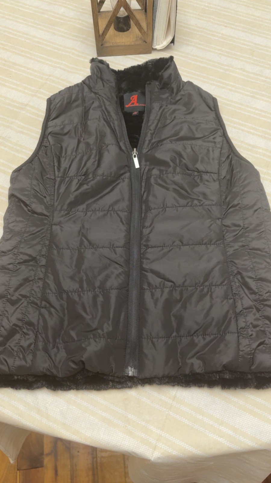 New women’s Adrienne Landau Reversible Quilted Rabbit Vest Size M Retail $400