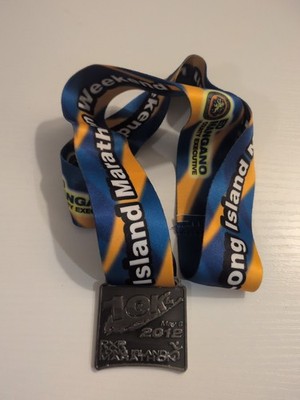 2012 RXR Long Island 10k Marathon Finisher Medal S7