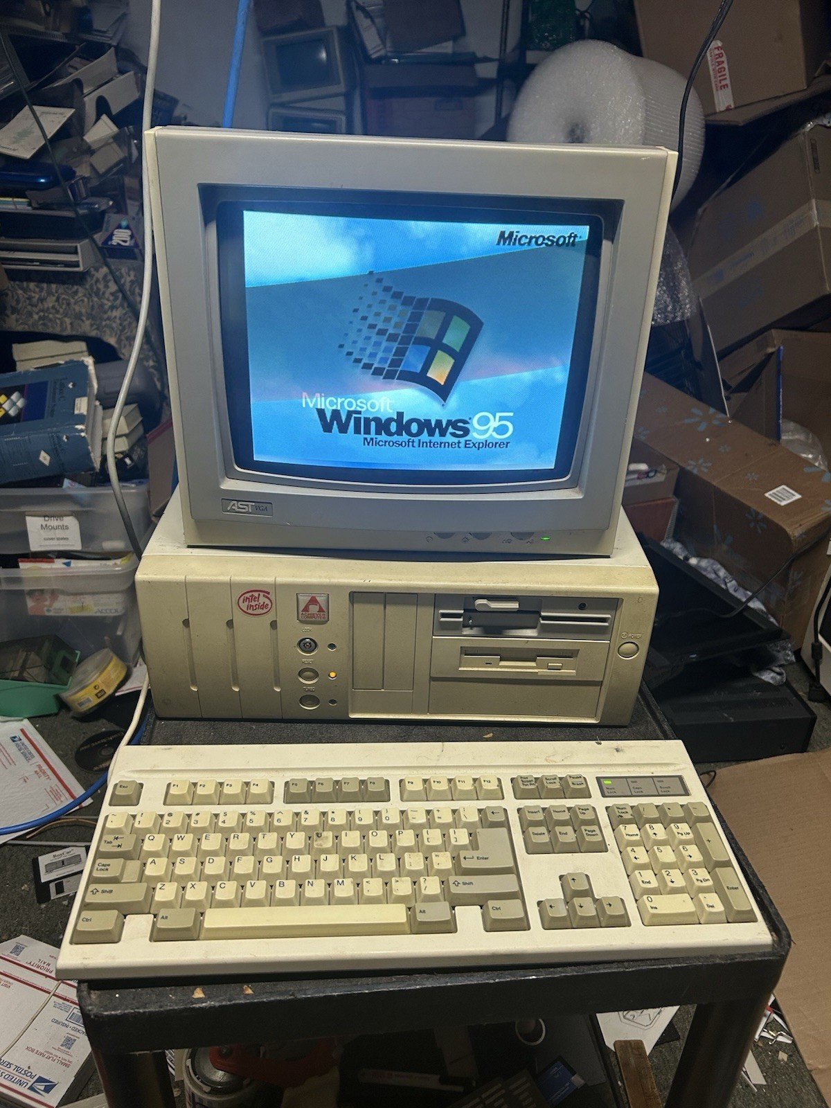 Pentium 100 Retro Vintage PC Computer Windows 95 DOS ISA dual Floppy 5 1/4. Available Now for $300.00