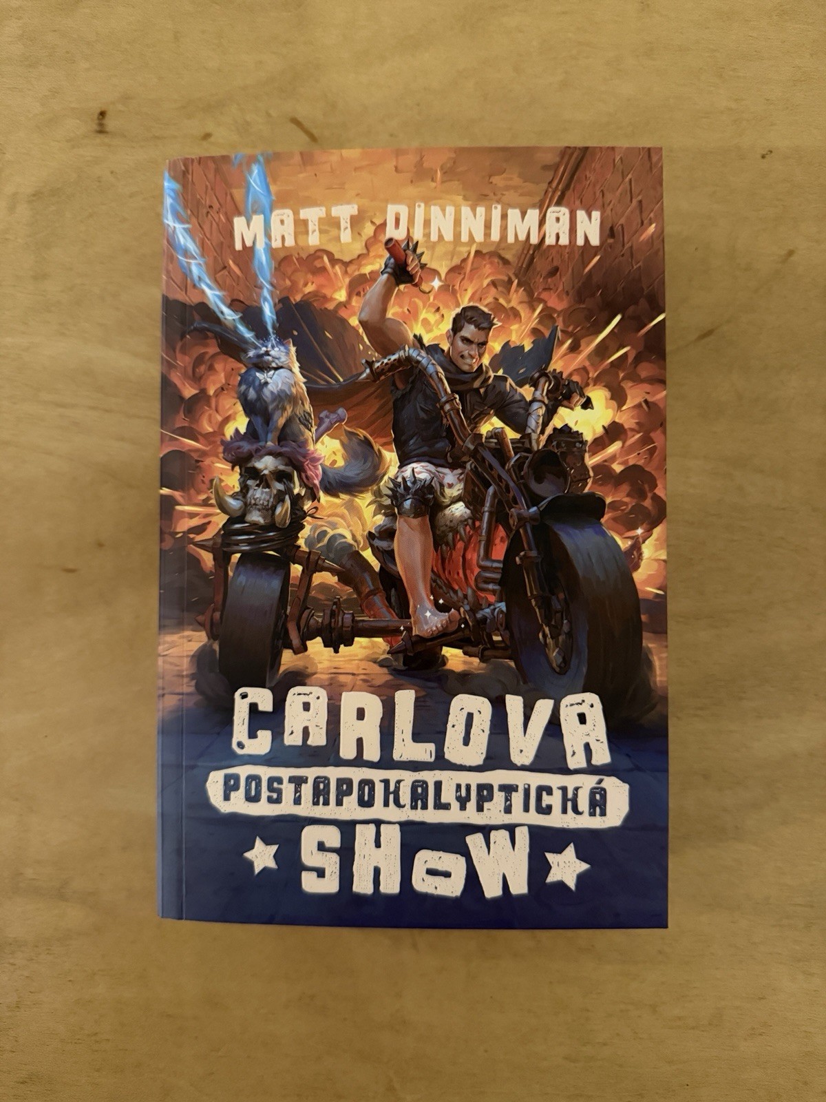 Rare Czech Translation Ed of Dungeon Crawler Carl by Matt Dinniman Amazing Cover