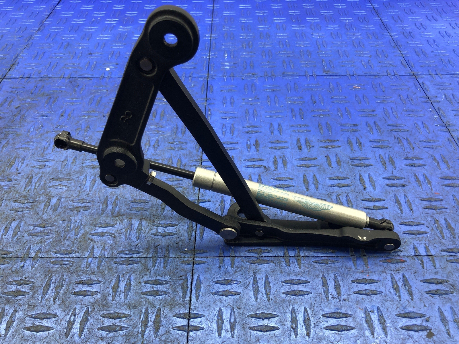 2006-2018 ASTON MARTIN VANTAGE V8 FRONT LEFT RIGHT TRUNK LID HINGE SET OEM 2007
