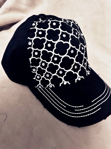 Baseballkappe Used-Look schwarz mit Quartrefoil & Kristallakzenten H-9 - Bild 2 von 2