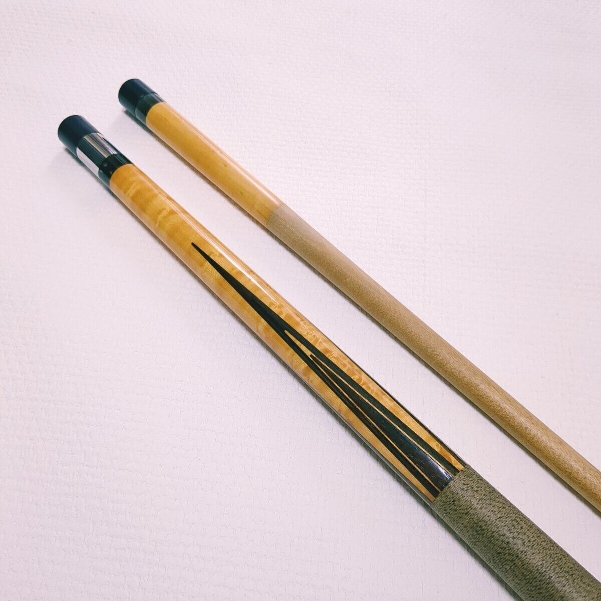 Old JOSS Cue J-18 Model Color of Money 1980s Billiard Cue Old JOSS Cue J-18 Model Color of Money 1980s Billiard Cue