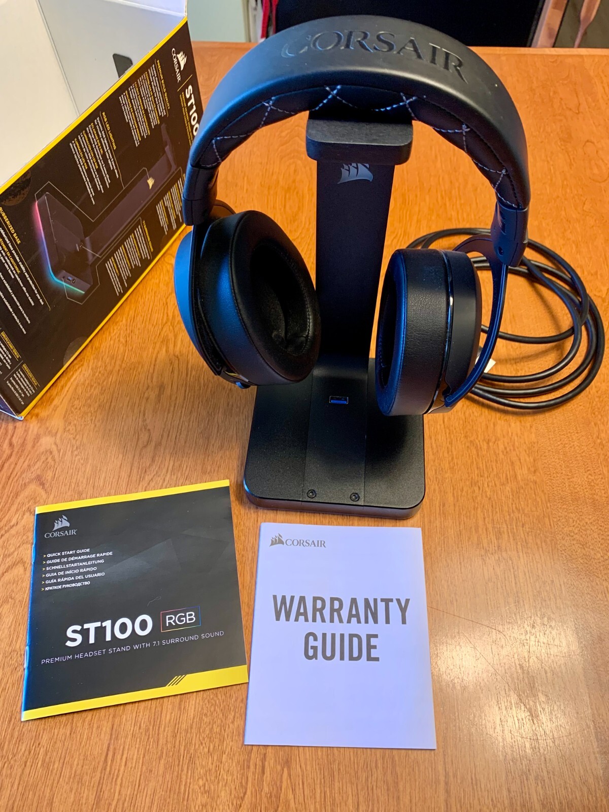 Gaming Headset With Stand - Corsair HS70 Pro Wireless & ST100 RGB Premium-image