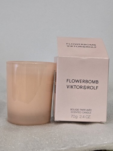 Viktor & Rolf Flowerbomb 2.4 oz / 70 g Perfumed Scented Candle New Boxed - Picture 4 of 5
