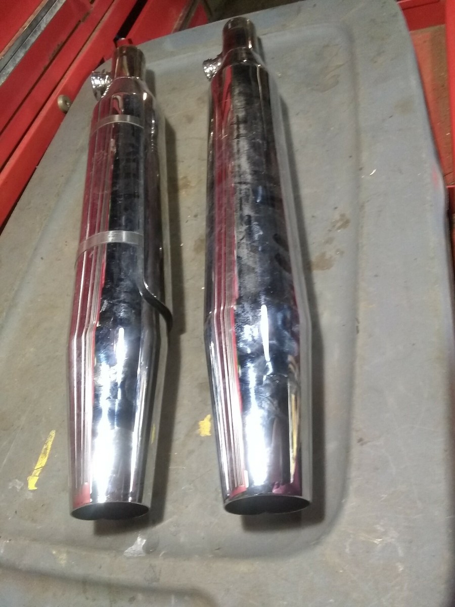 Harley Davidson 65413-00 set of two Exhaust System FXS1450 with