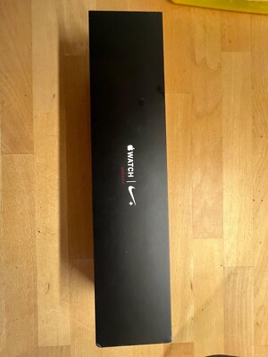 Apple Watch Series 3 Nike Plus Box Verpackung