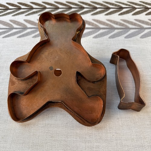 VTG MARTHA STEWART BY MAIL COPPER COOKIE CUTTER PENGUIN + NORDSTROM TEDDY BEAR - Picture 1 of 16