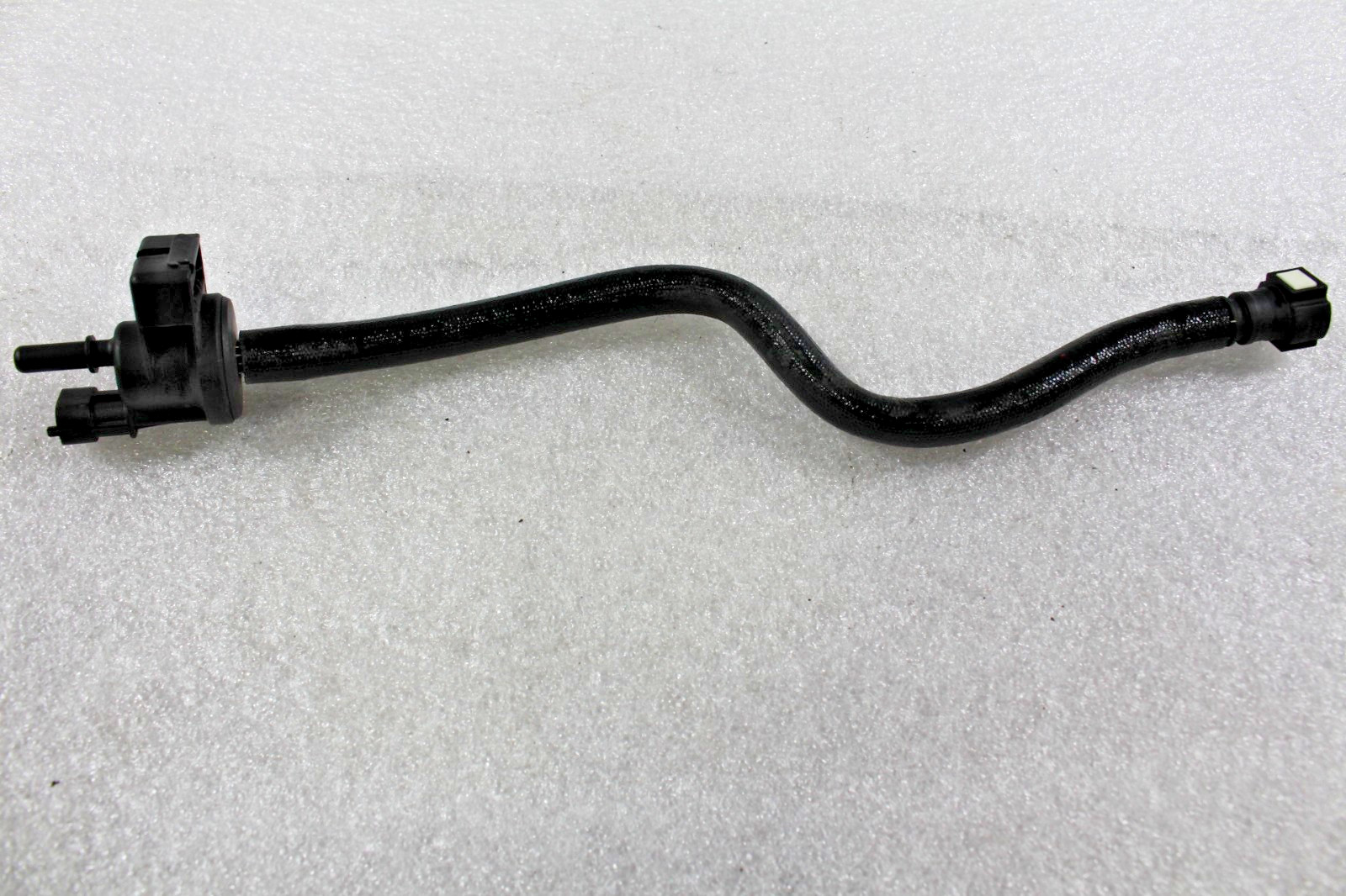 Ferrari California T, RH, Right, Flush Valve, w/Pipe, Used, P/N 304461