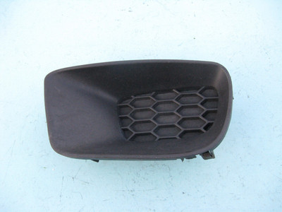 2006 06 SCION XA FRONT BUMPER LEFT FOG LIGHT COVER LOWER GRILLE TRIM MOLDING #4