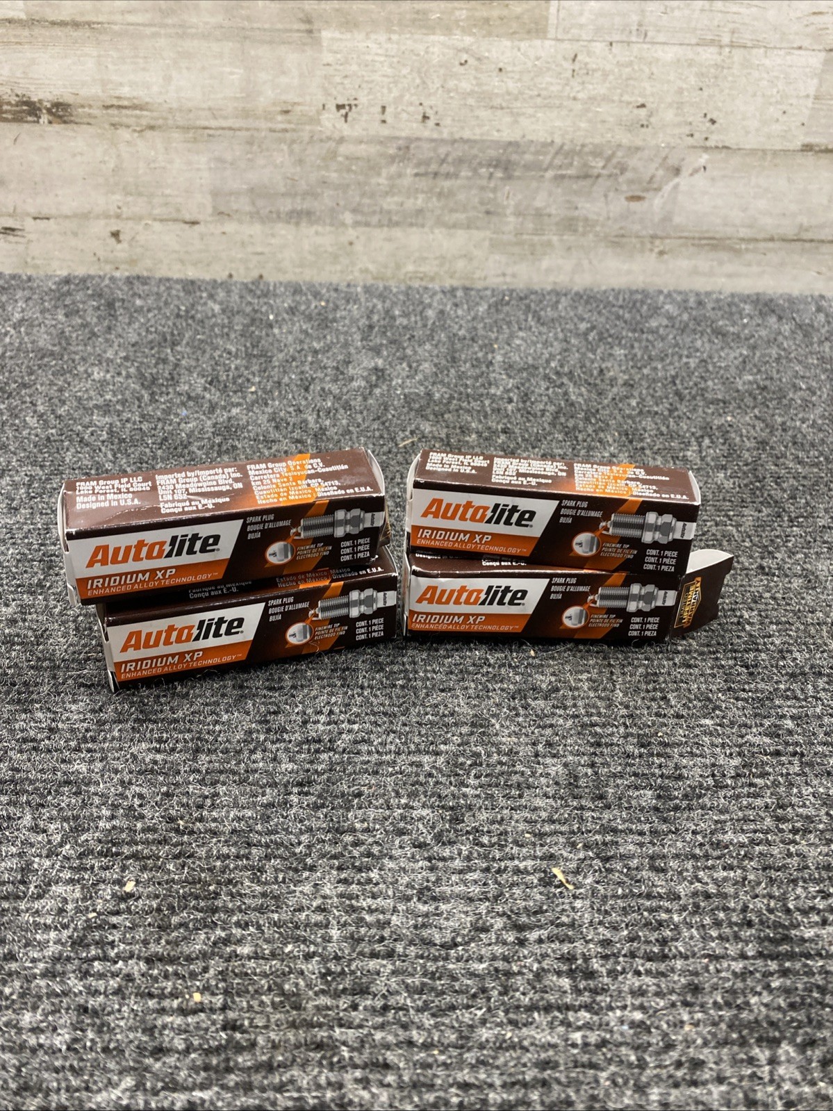 QTY 4 Autolite XP985: Iridium XP Spark Plug for Jeep Dodge American Motors