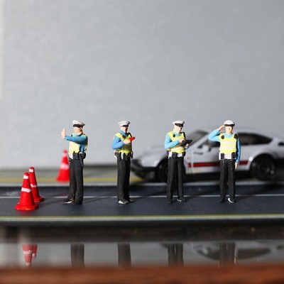 1:64 Miniature People Figures Movie Props Layout Decoration Role Play Figures