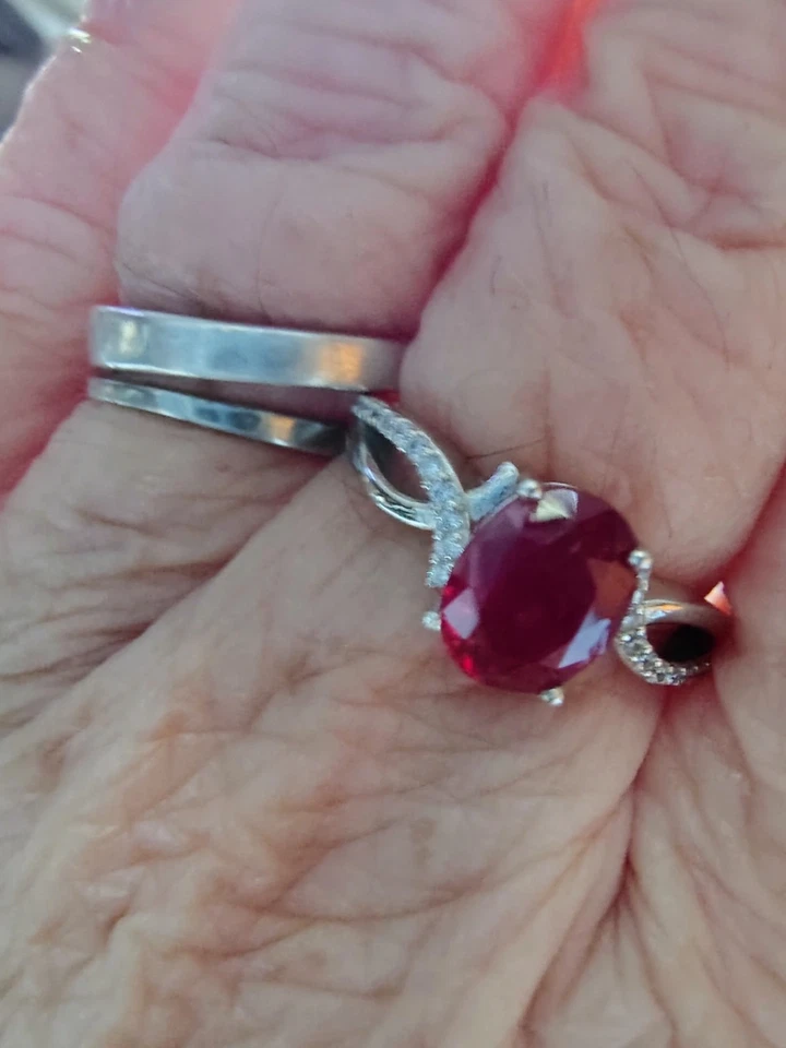 925 Sterling Silver Ruby Ring Size 7.25 Oval 1.15ct Tested Infinity Band - Image 4 of 4