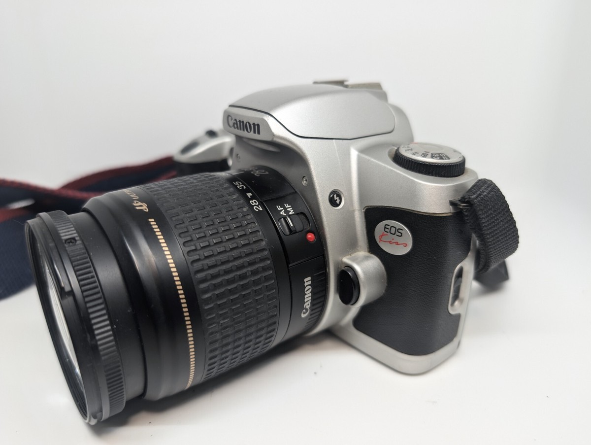 Canon EOS Kiss with ZOOM LENS EF 28-80mm 1:3.5-5.6 Ⅳ φ 58 Canon EOS Kiss with ZOOM LENS EF 28-80mm 1:3.5-5.6 Ⅳ φ 58