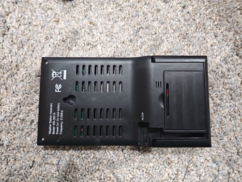 Ambient Weather WS-2801A - 3 Channel Advanced Color Forecast Station - Tested - Picture 3 of 9