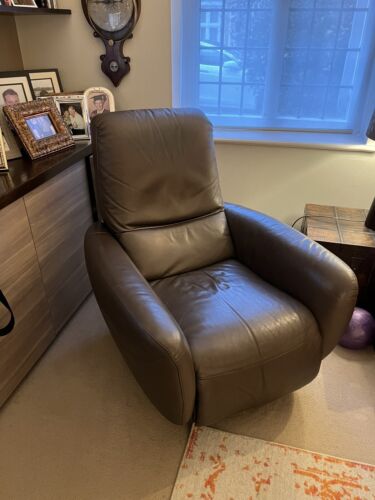 Natuzzi swivel dark brown leather reclining armchair