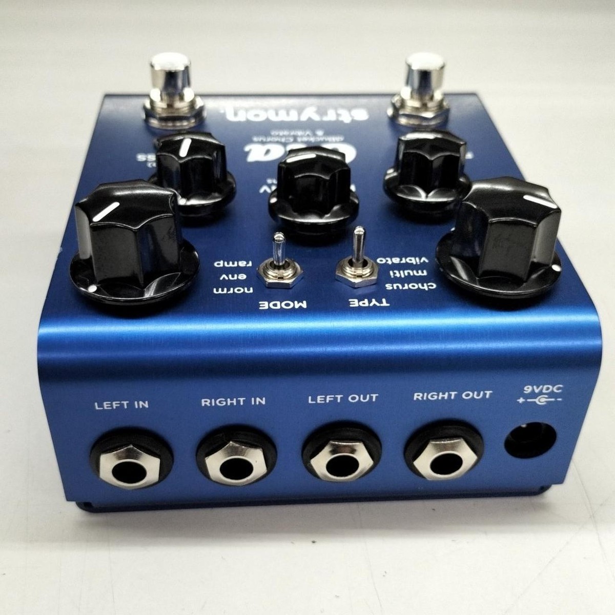 Strymon Ola dBucket Chorus and Vibrato Excellent Working Strymon Ola dBucket Chorus and Vibrato Excellent Working