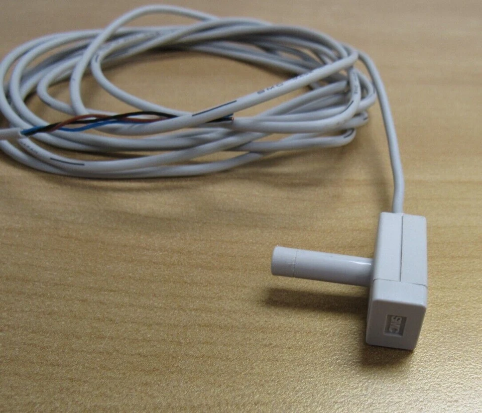 SMC PSE511-R06 12-24 VDC Vacuum Sensor -101 - 0 kPa Analog 1-5 VDC Output 6MM - Image 4 of 4